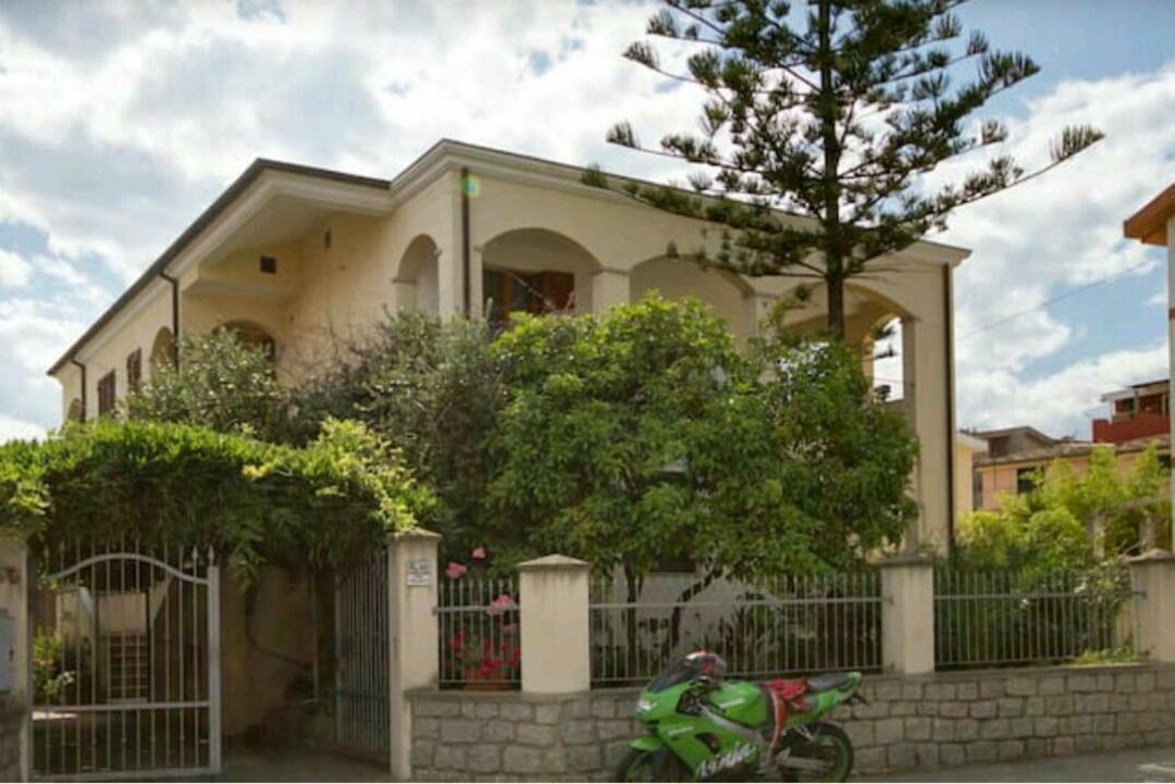Il Comandante Villa Santa Maria Navarrese Exterior photo